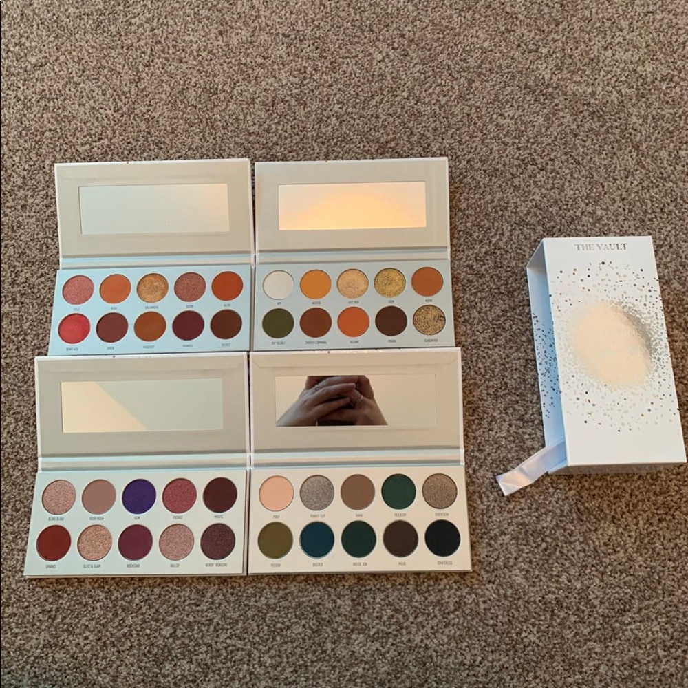 Jaclyn hill vault